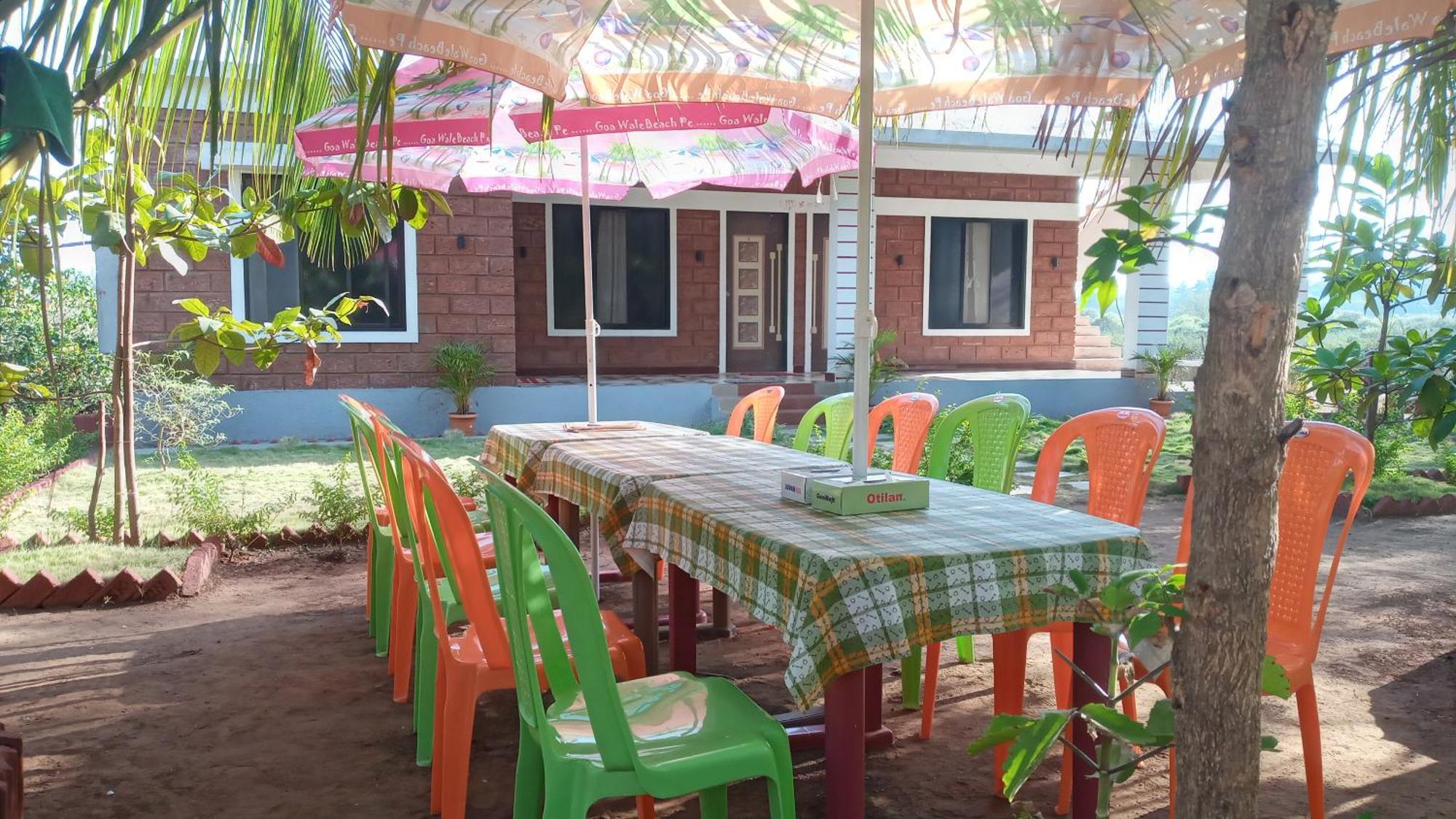 Coconut Village Resort アリバグ エクステリア 写真